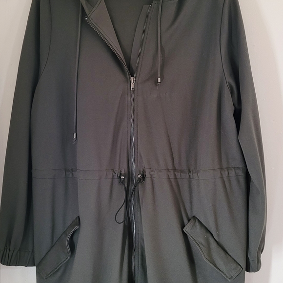 Torrid Active Army Green Cinched Waist Zip Up Hoodie Size 3 - Picture 4 of 12